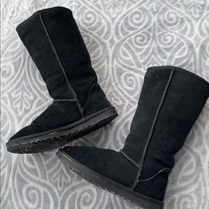 Ugg Black Classic Tall Suede Sherpa Boots Womens 8 Warm Winter cozy loungewear